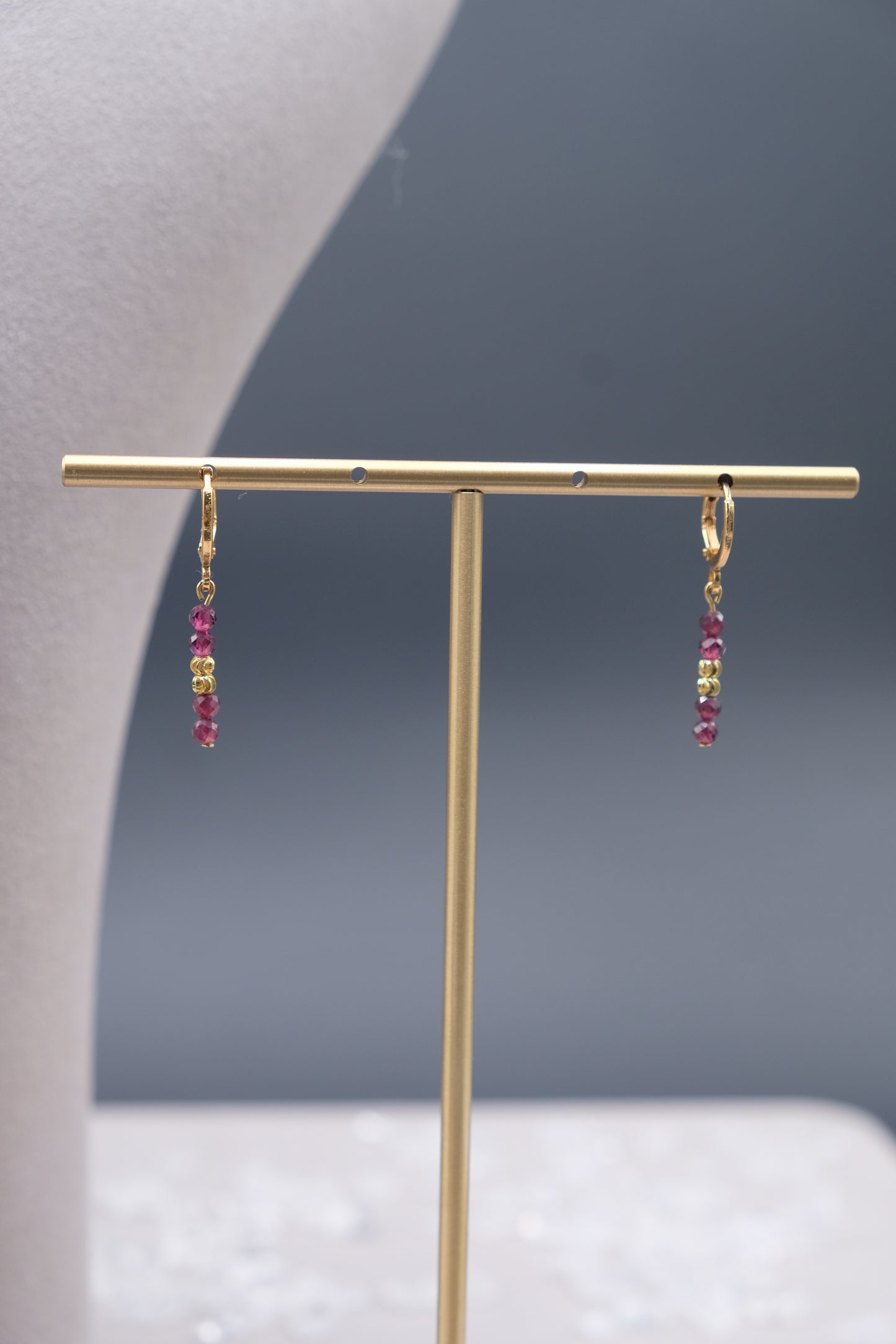 Eternal Radiance – Rhodolite Garnet & Gold Jewelry Set